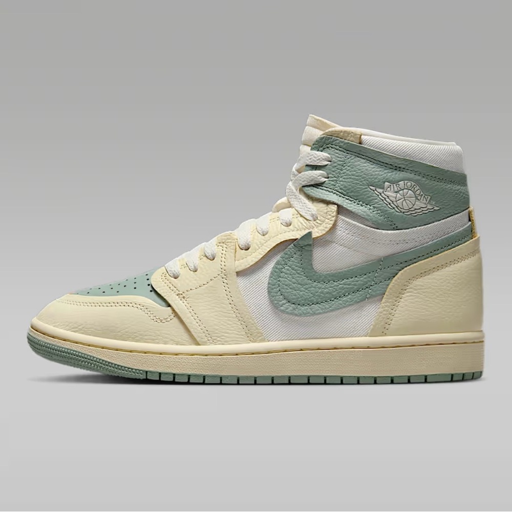 Unisex Nike Air Jordan Athletic Shoes